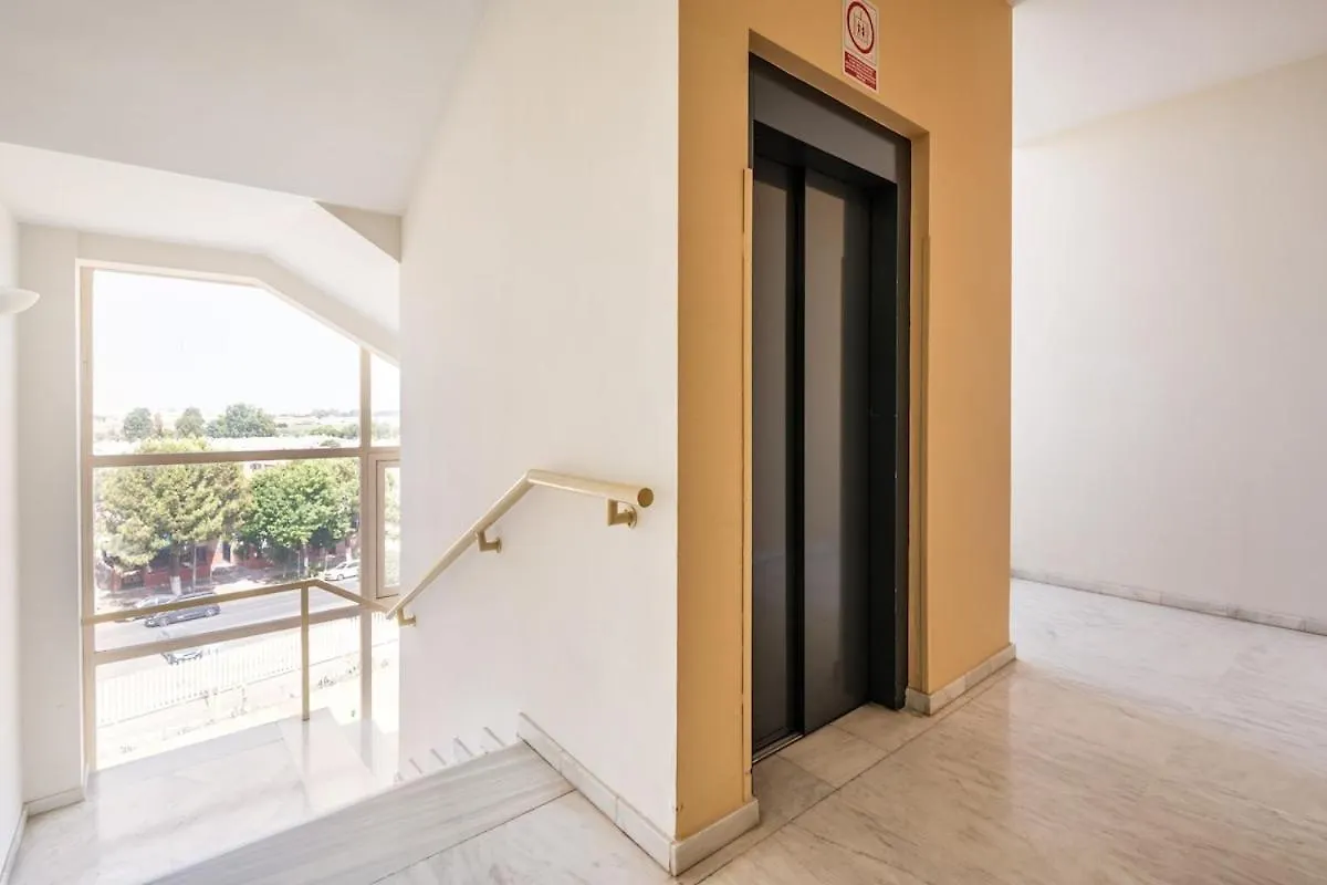 Loft Con Parking Gratis Frente Palacio Congresos Sevilha 0*,  Espanha