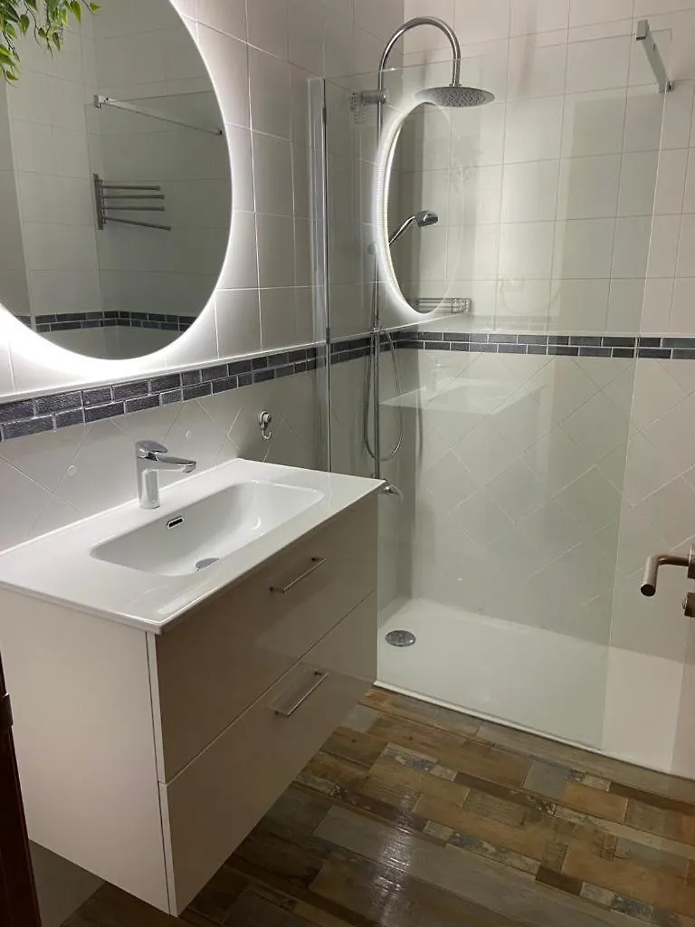 Loft Con Parking Gratis Frente Palacio Congresos Sevilha 0*,